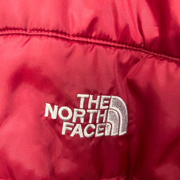 Maroon Northfave Jacket Size L - Picture 2 of 3